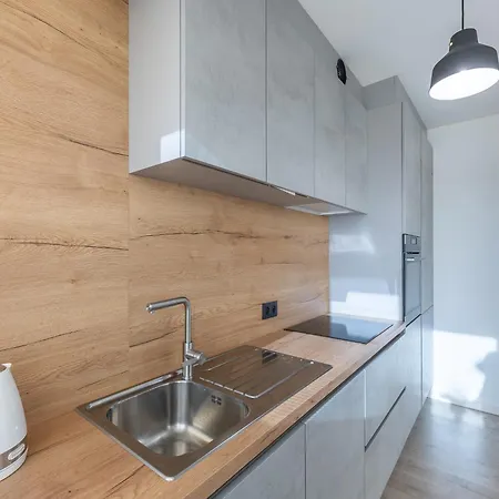 Modern Flat Near The Sea Daire