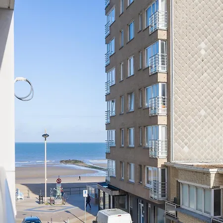Modern Flat Near The Sea Daire *